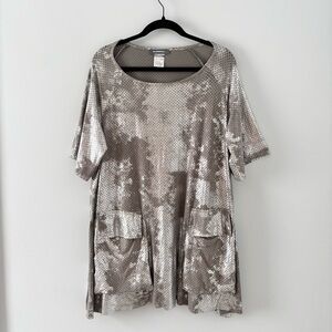 Alembika Pocket T Shirt Top Short-Sleeve Oversized Casual Slouchy Silver